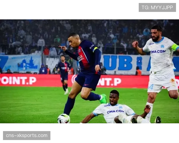 法甲裁判委员会新规:将更严格判罚故意拖延转换发球的行为 法甲裁判委员会新规:将更严格判罚故意拖延转换发球的行为