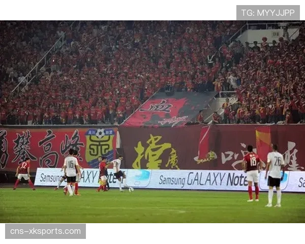 “中超联赛与新合作伙伴签约，未来三年将引入半自动越位技术”